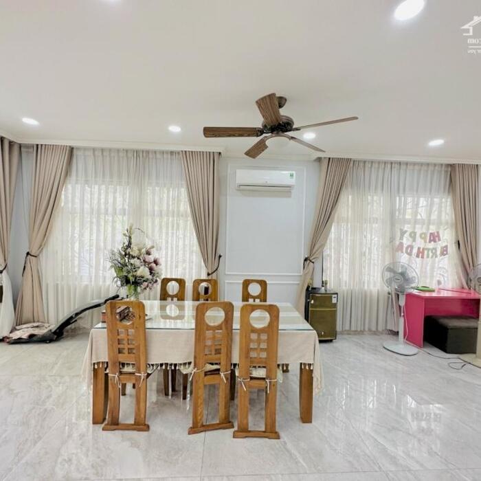 Hình ảnh Nhà Tô Ngọc Vân Tp Thủ Đức, 2 mặt tiền 8.5*22m TUYỆT ĐẸP, 3 TẦNG, Villas ĐẲNG CẤP, Khu vực Dân trí cao cấp, an ninh 24/7 4