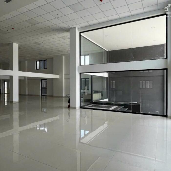 Hình ảnh BDS HVL CHO THUÊ SIÊU TOÀ NHÀ 4.600M2 NGAY CỔNG CHÍNH VẠN PHÚC CITY, QUỐC LỘ 13, THỦ ĐỨC! 1