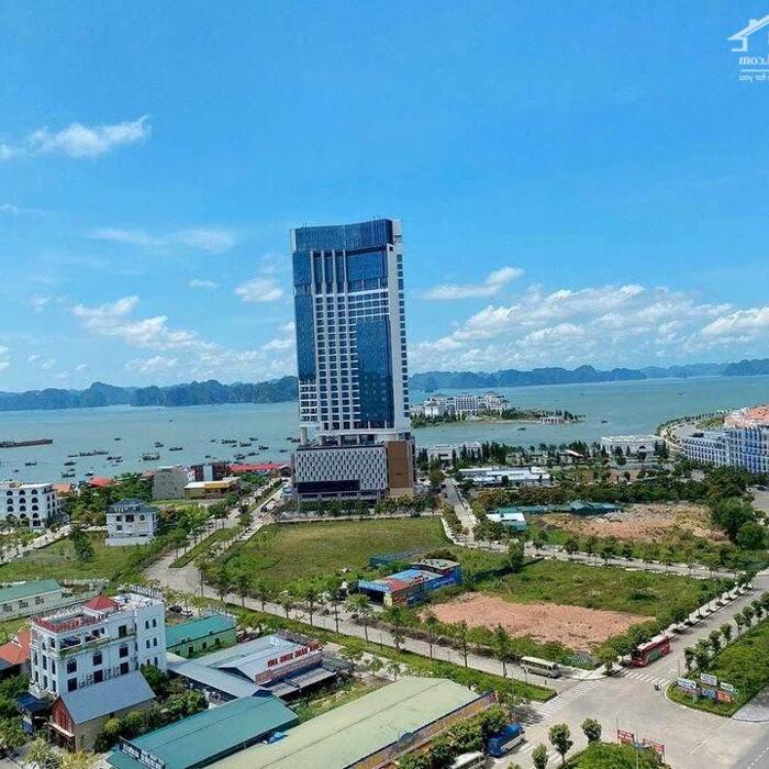 Hình ảnh Chính chủ không sử dụng cần bán căn hộ 2Pn 72,6m2 View Biển trung tâm Bãi Cháy, Hạ Long. 1