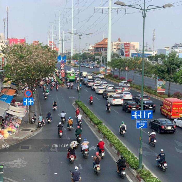 Hình ảnh Bán đất 112m2 (8x14m) kế bên TTTM Emart Phan Văn Trị - đường nhựa 10 mét - khu vực xây cao tầng LH 0352532539 4