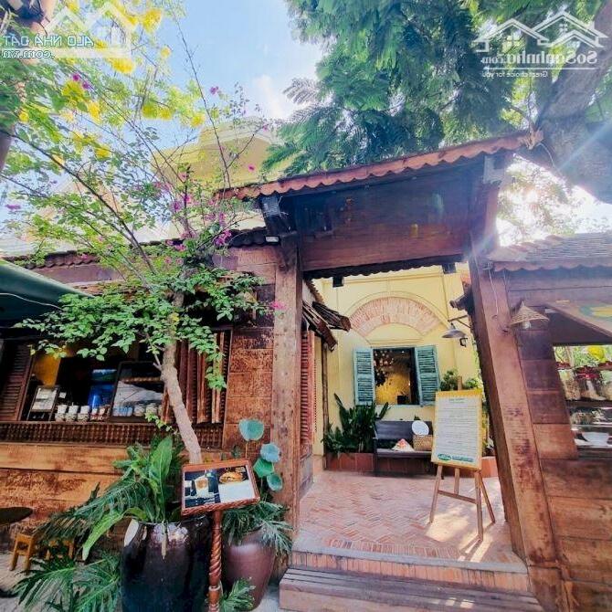 Hình ảnh CHO THUÊ Villa Sân Vườn 212 Nguyễn Văn Hưởng, Phường Thảo Điền, Quận 2. Nhận Nhà Ngay. Phù Hợp Kinh Doanh Nhiều Nghành Nghề. 0