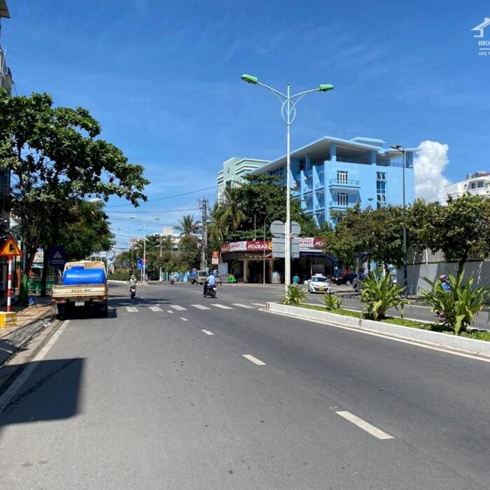 Hình ảnh Bán nhà 2 tầng mặt tiền Trần Phú Nha Trang 58.5m2 giá 7.5 tỷ 1