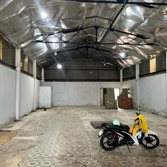 Hình ảnh Cho thuê kho xưởng bãi 335m² kho xây dựng 250m² có điện 3 pha, khu vực Lê Bình, P. Lê Bình, Q. Cái Răng, TP. Cần Thơ, thuê 15 triệu/ tháng (buông thuế phí) 2