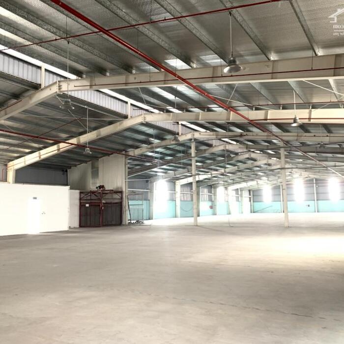 Hình ảnh Chuyển nhượng nhà xưởng KCN Vsip, dt 2ha đất có sẵn 8000m2 xưởng. Giá chỉ 5 triệu $.LH 0988 457 392 0