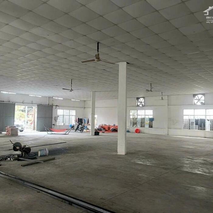 Hình ảnh Cho thuê 1200m2 Xưởng Thuận An Gía 3 USD/m2 . PCCCC giấy tờ đầy đủ 1