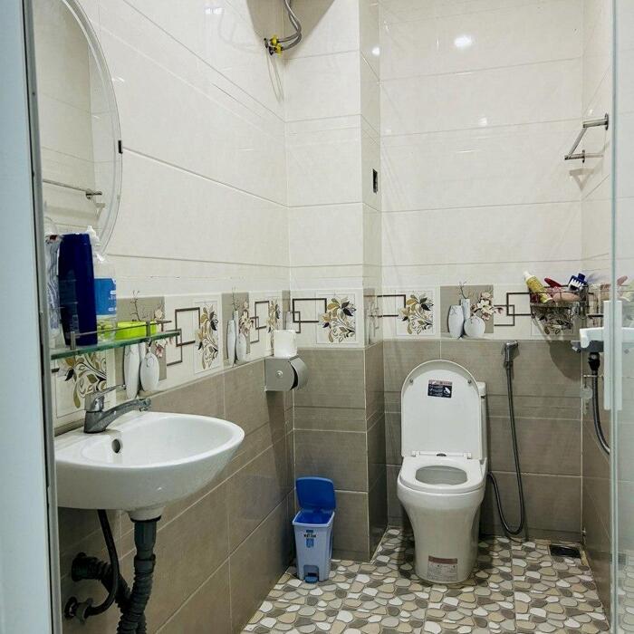 Hình ảnh H0T_Bán Nhà 3 Tầng x 90m2 Đường Anh Thơ, Khu Nam Việt Á, Ngũ Hành Sơn_6.3 4