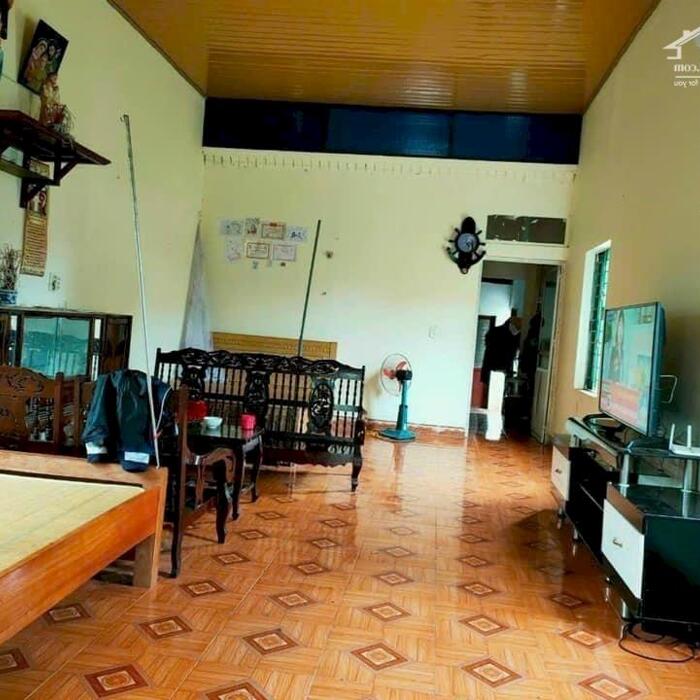 Hình ảnh Cần bán lô đất S=130m2 sẵn nhà cấp 4 giá cả hợp lý: Có thể đầu tư, để ở 4