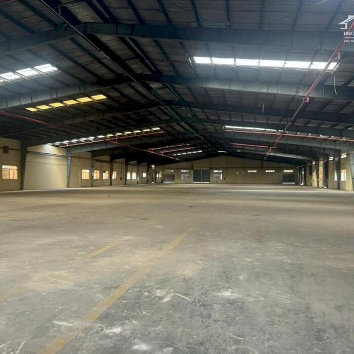 Hình ảnh Cần Bán Hoặc Cho Thuê 3500m2 Xưởng Gía rẻ trong KCN Bình Dương 1