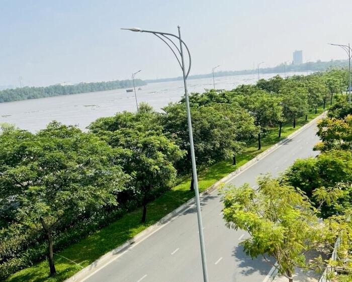 Hình ảnh Bán Toà Nhà văn phòng MT Trần Quý Kiên Quận 2,DTSD 1800m2,1 Hầm+7 Tầng,View Trực Diện Sông 1