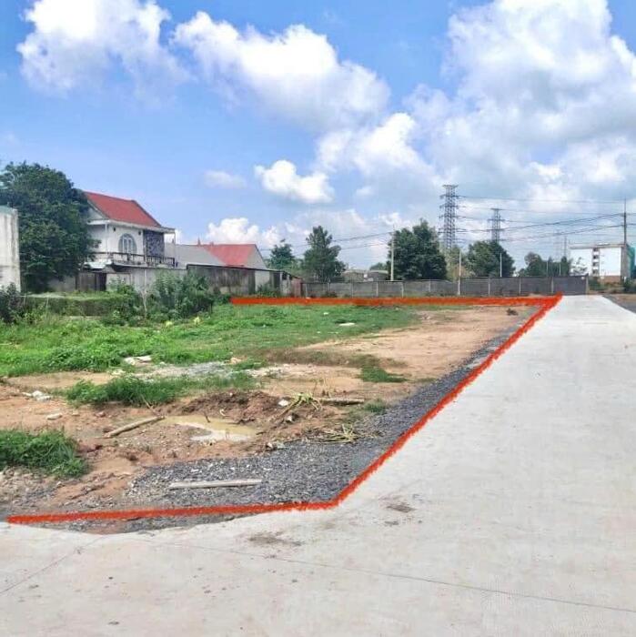 Hình ảnh TÔI CHÍNH CHỦ CẦN BÁN GẤP (34X60)=2040m2, ĐƯỜNG 24M, DÂN ĐÔNG, QL13, GIÁ 195TR 2