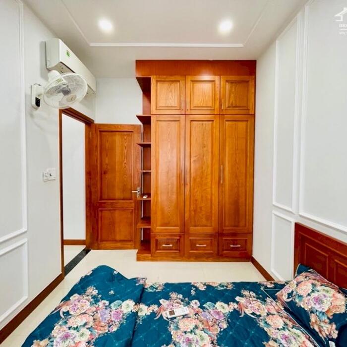 Hình ảnh Bán nhà đẹp tặng nội thất HXT Nguyễn Văn Khối 52m2 view góc, gần công viên 5.4 tỷ. 9