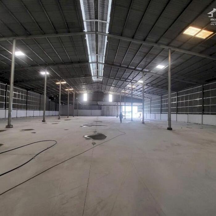 Hình ảnh Cho thuê 2100m2 Xưởng Thuận An , Gía : 100 triệu / tháng , PCCC Thẩm duyệt 0