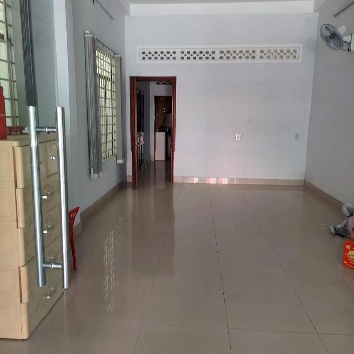 Hình ảnh NHÀ 3 TẦNG LÊ HỒNG PHONG 100M2, MT: 5M, 3PN GIÁ TỐT 10TR/ THÁNG 3