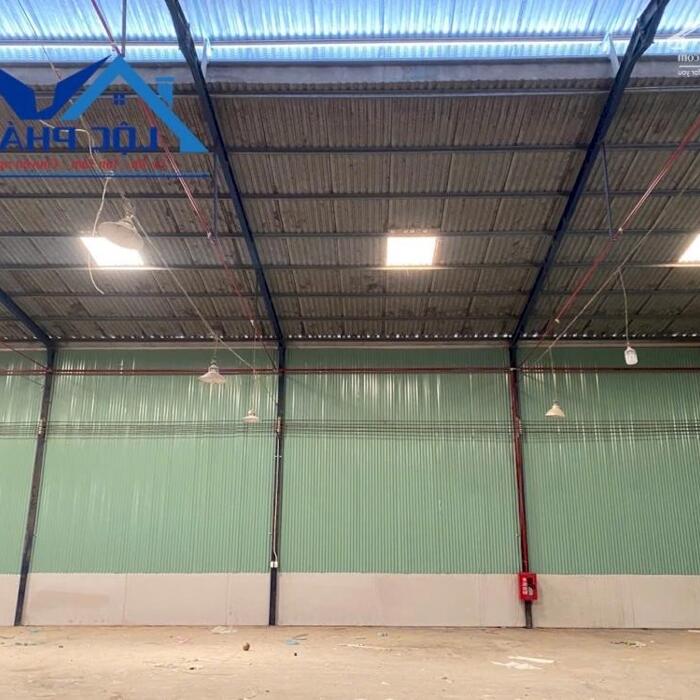 Hình ảnh Cho thuê nhà xưởng giá rẻ 2000m2 chỉ 60 triệu Thiện Tân-Vĩnh Cửu-Đồng Nai 2