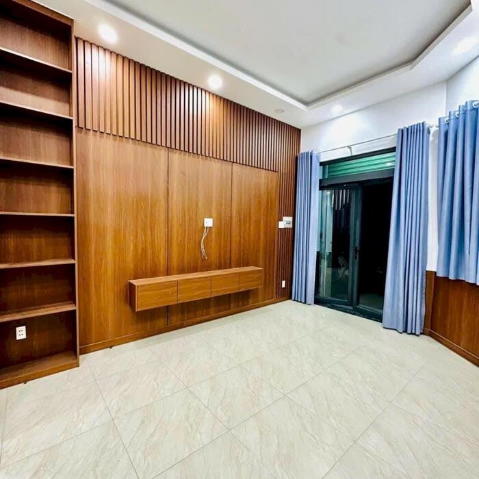 Hình ảnh Nhà Bùi Đình Tuý - Đinh Bộ Lĩnh ,50m2 , 4 tầng ,4 PN ,DT 12tr, PL chuẩn 1