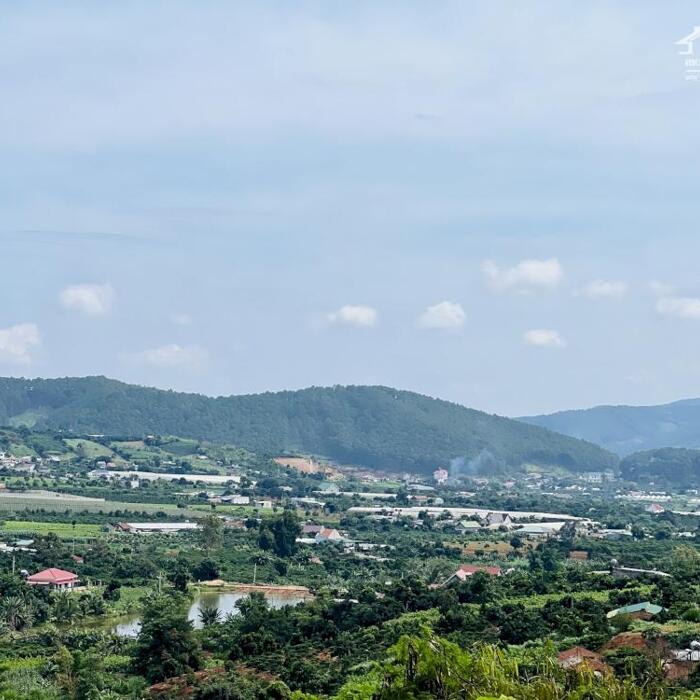 Hình ảnh Gần hồ Bãi Công, bán đất ở đô thị giá chỉ 860 triệu, view toàn cảnh thị trấn 2