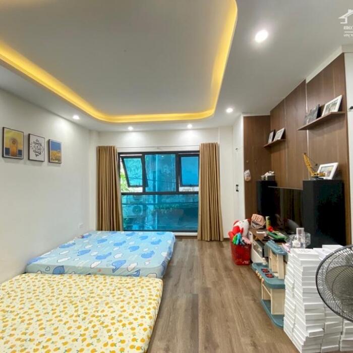 Hình ảnh Bán nhà mới 6 tầng Thanh Xuân 42m2, Gần Phố giá rẻ 0