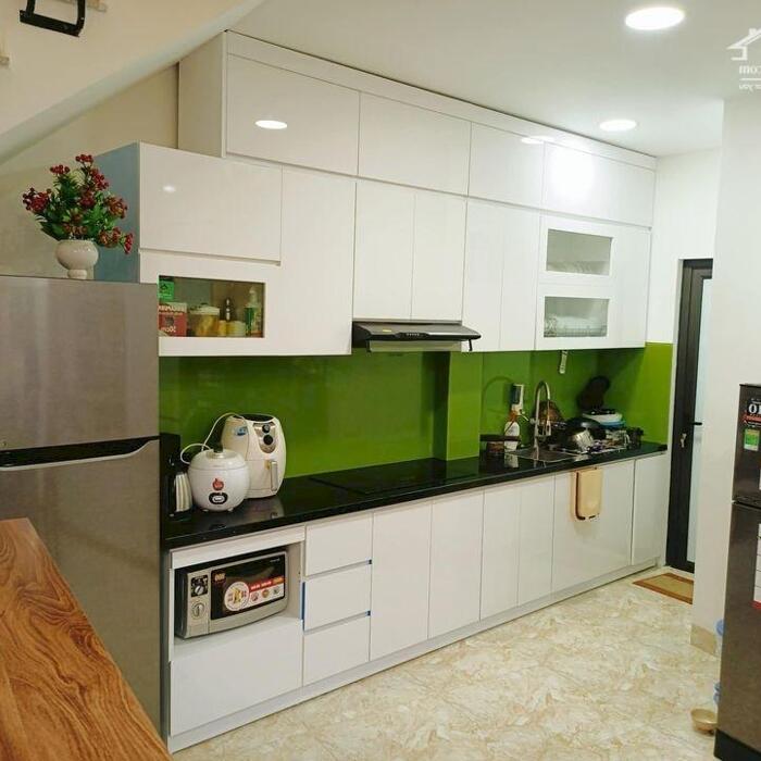 Hình ảnh Bán Nhà 5 tầng Phố Nguyễn Khang, Cầu Giấy_Phân Lô Ô tô, 50m2, Giá Nhỉnh 10 tỷ 1