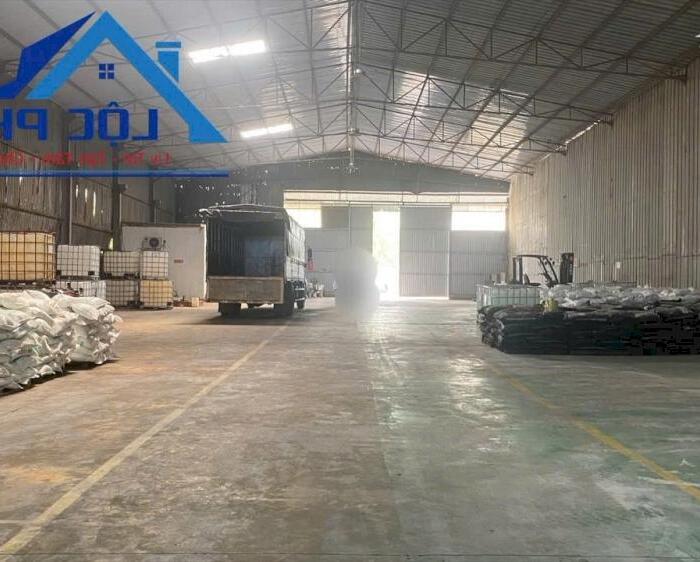 Hình ảnh Cho thuê xưởng giá rẻ 2.000m2 chỉ 35 triệu, Phước Tân-Biên Hoà-Đồng Nai 0