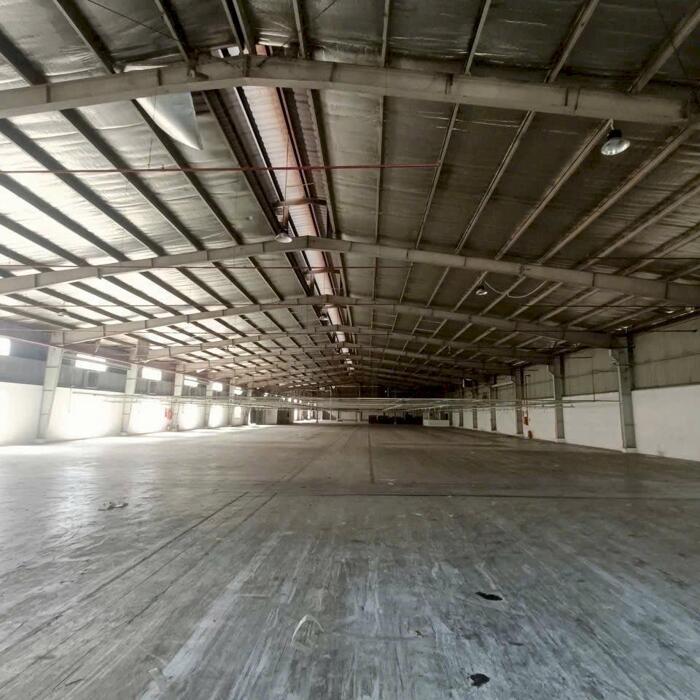 Hình ảnh Cần Cho Thuê 11.000m2 Xưởng Trong KCN Bến Cát Bình Dương Giá 3.8usd 0