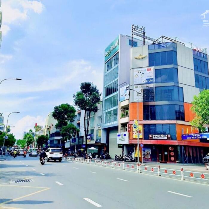 Hình ảnh Cho Thuê Nhà GÓC 2MT 277 Hoàng Diệu, Phường 6, Quận 4, DT: 5x18m 6 Tầng Thang Máy 0