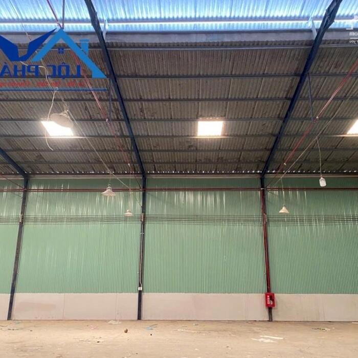 Hình ảnh Cho thuê nhà xưởng 2000m2 giá 60 triệu Thiện Tân-Vĩnh Cửu-Đồng Nai 1