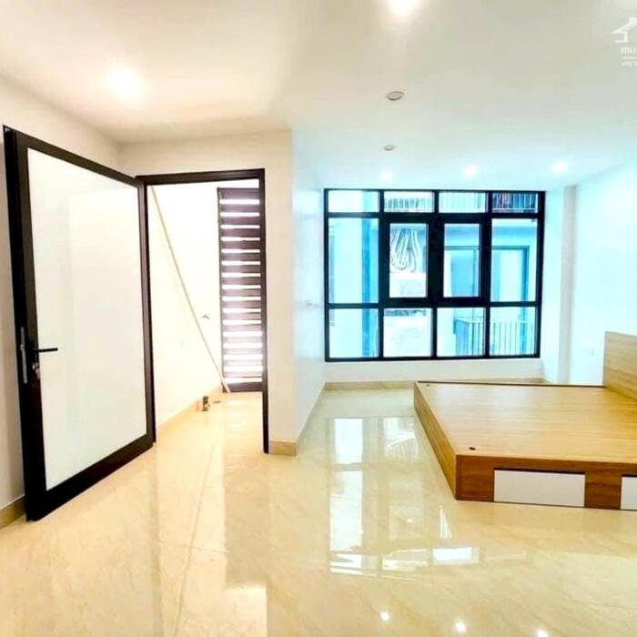 Hình ảnh Bán tòa CCMN 6 tầng Phố Thái Thịnh 52m2 thang máy, MT rộng 5