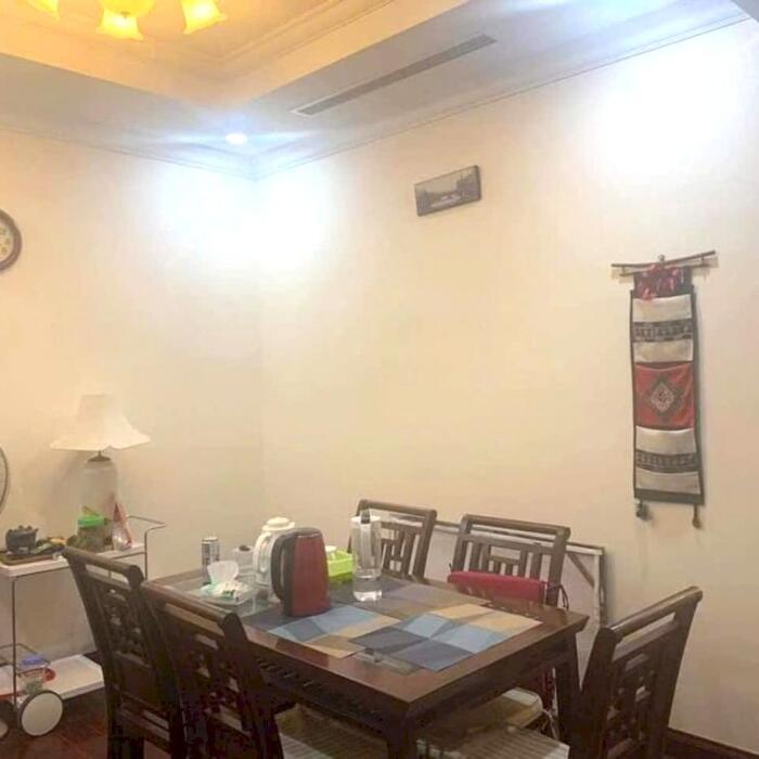 Hình ảnh Cho thuê Căn hộ CC toà R2A Royal City, Ngã Tư Sở 88m 2PN, 17 triệu/tháng 0