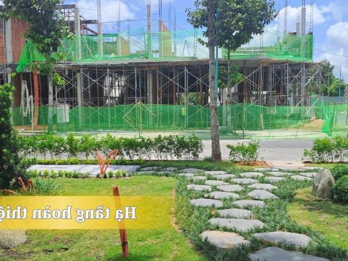 Hình ảnh Nhà phố chuyên gia KCN VSIP khép kín Compound chuẩn Nhật, 90m2 - GARA ô tô giá 3,3 tỷ 9