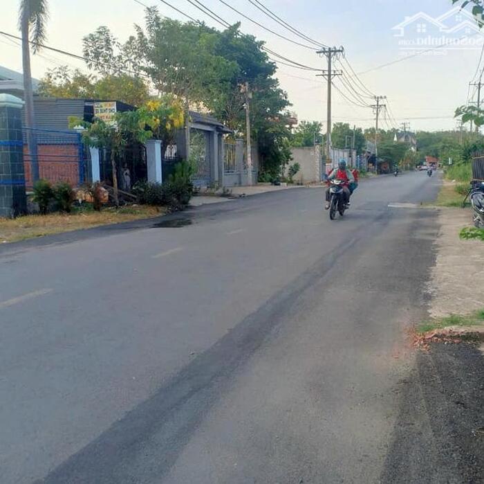 Hình ảnh Bán đất tặng Nhà đang cho Thuê-2 mặt tiền đường Âu cơ-Tiến Lợi-Phan Thiết-DT 270m2 1