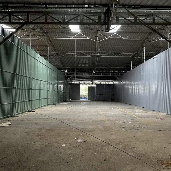 Hình ảnh Cho thuê kho xưởng 500m2, 1000m2 đường Quốc Lộ 1K, Linh Xuân, Thủ Đức 1