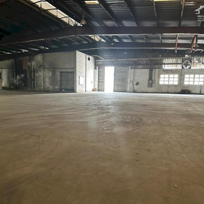 Hình ảnh Cho thuê kho xưởng 1000m2, 1500m2, 1800m2 đường Xa Lộ Hà Nội, phường Trường Thọ, Thủ Đức 1