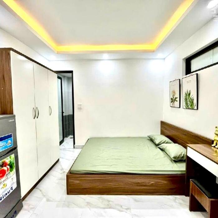 Hình ảnh Bán tòa nhà CHDV Thanh Nhàn 100m2 - 3m ra Mặt Phố, Căn góc 3