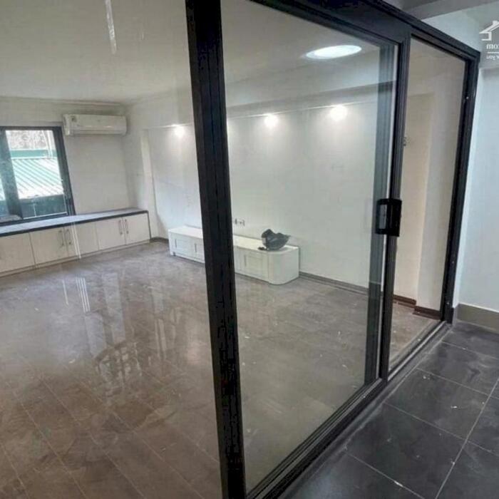 Hình ảnh Bán Nhà Thạch Bàn, Long Biên. Sau trường cấp 3. Ô tô cất trong nhà. 48m². Lh 0965858116. 3