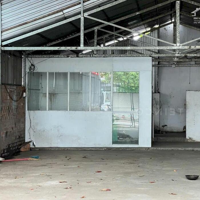 Hình ảnh Cho thuê kho xưởng 238m² mặt tiền ngang 9,5m đường Phạm Hùng, P. Lê Bình, Q. Cái Răng, TP. Cần Thơ, lộ Container, thuê 16 triệu/ tháng 3