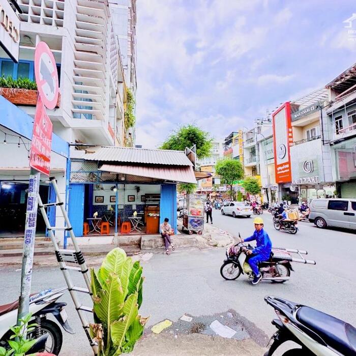 Hình ảnh Cho Thuê Toà Nhà: 722 Sư Vạn Hạnh - Quận 10 ( Ngay Vạn Hạnh Mall ) 2