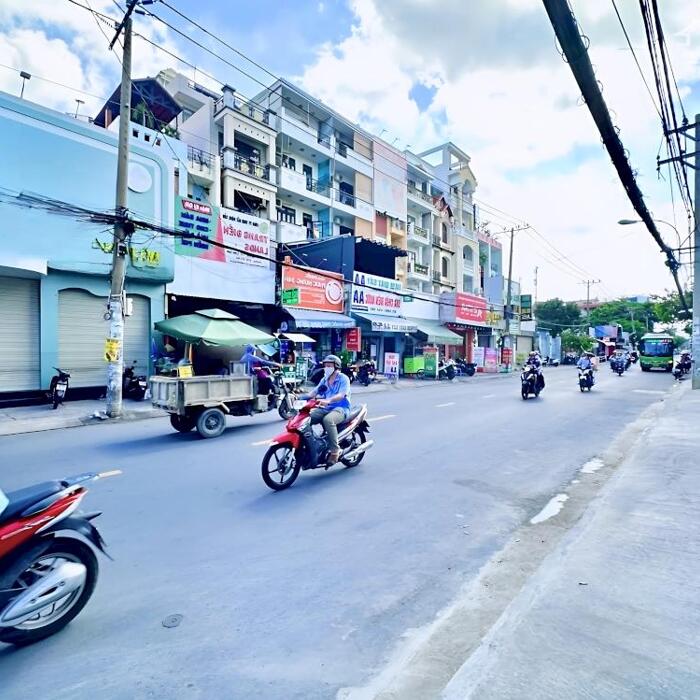 Hình ảnh Cho Thuê Nhà: 484 Nơ Trang Long - Quận Bình Thạnh ( 27x22m ) 1