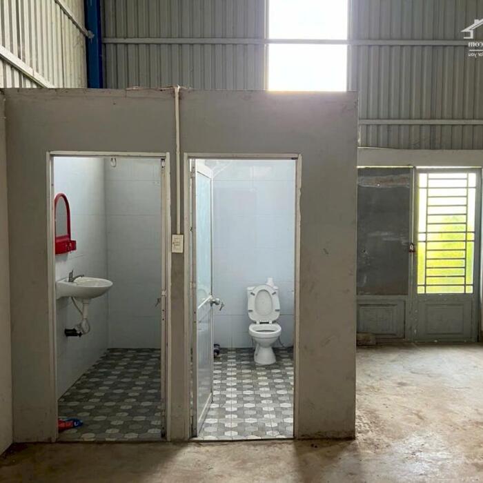 Hình ảnh Cho thuê kho xưởng bãi 600m² kho xây dựng 420m², có điện 3 pha, mặt tiền đường Quốc Lộ 91B Nguyễn Văn Linh, P. Phước Thới, Q. Ô Môn, TP. Cần Thơ, lộ Container, thuê 20 triệu/ tháng 3