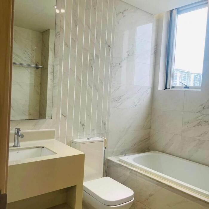 Hình ảnh Bán căn hộ midtown 131m, 4pn,3wc, đầy đủ nội thất, kèm ô xe, có sổ hồng, 12.xty TL 3