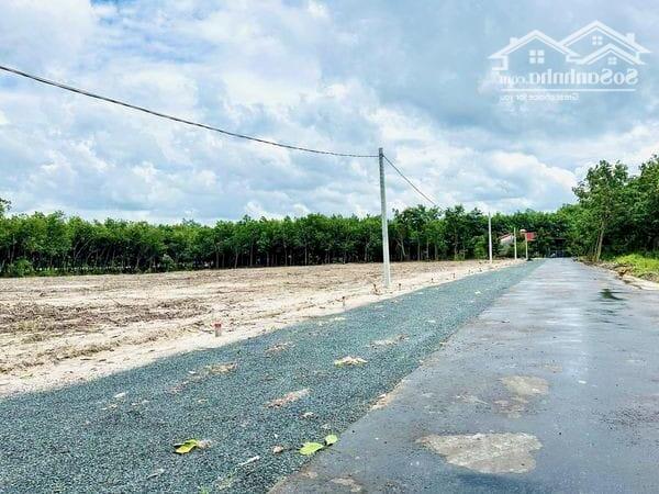 Hình ảnh BÁN NHANH 1280M2 ĐẤT SHR T.CƯ NGAY KCN NHÀ Ở SAN SÁT GẦN TTHC. GIÁ 230 TRIỆU 0