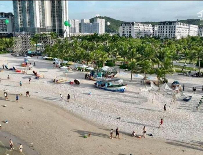 Hình ảnh bán Căn Hộ 2PN View Biển tòa ALACARTE HẠ LONG BAY. Trước mặt là Bãi tắm cát trắng siêu đẹp. 6