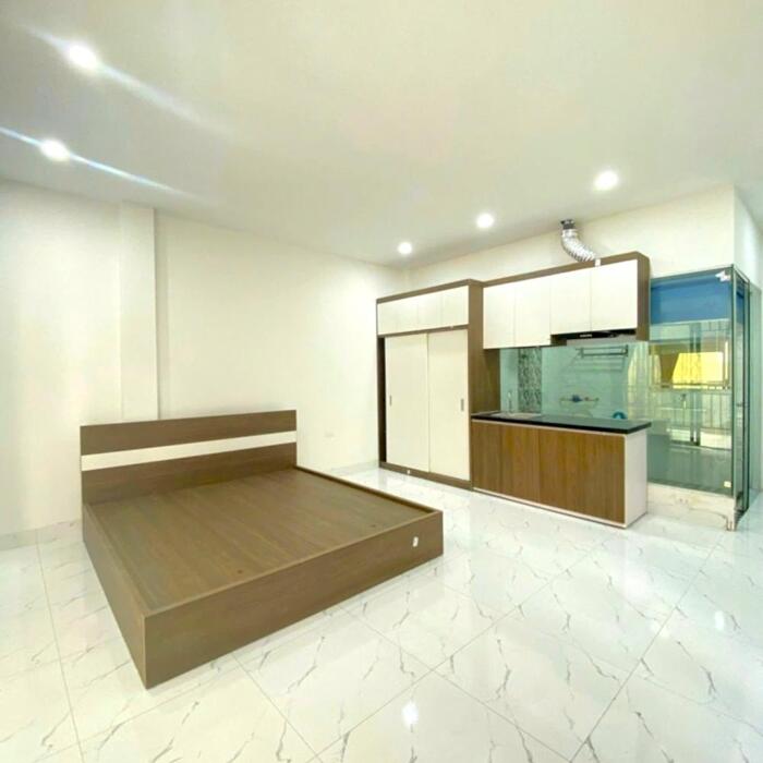 Hình ảnh Bán Tòa nhà CHDV Minh Khai 70m2- 7 tầng thang máy - Gần ô tô 1