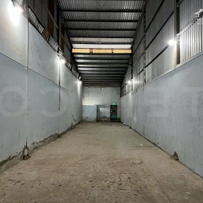 Hình ảnh Cho thuê kho xưởng 200m² có PCCC và điện 3 pha, gần bệnh viện Quốc Tế Phương Châu, P. An Bình, Q. Ninh Kiều, TP. Cần Thơ, thuê 8 triệu/ tháng (chưa thuế) 2