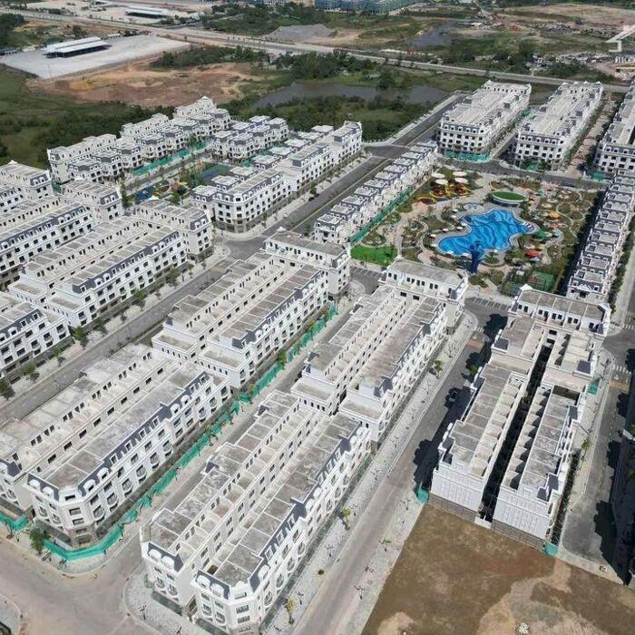 Hình ảnh Suất ngoại giao Liền kề Vinhomes Móng Cái Golden Avenue, hỗ trợ ngân hàng: 3 năm không lãi, 4 năm không lo gốc. 2