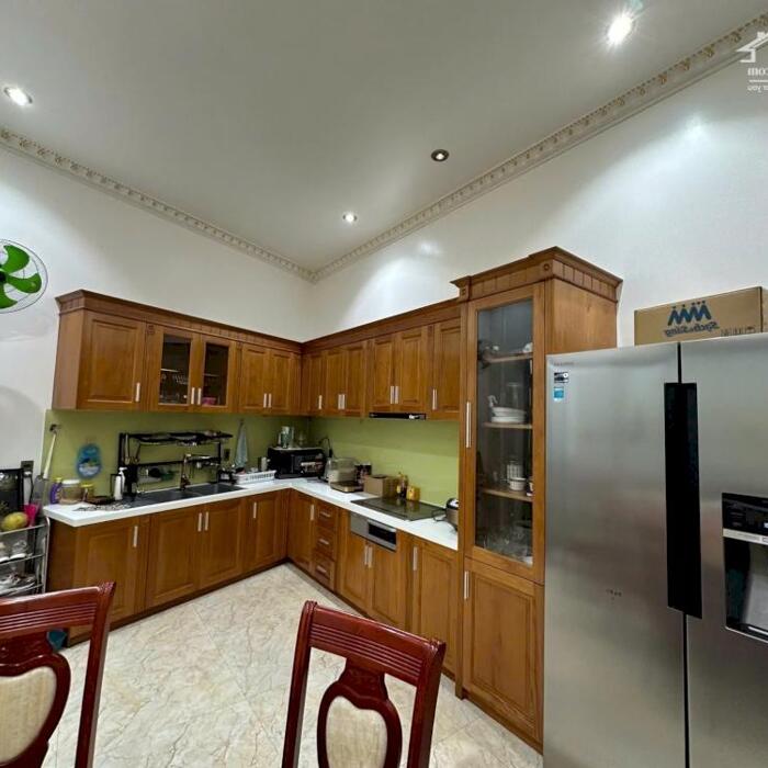 Hình ảnh "Bán Biệt Thự Nha Trang | DT 446,2 M2 | Mặt Tiền đường Lương Định Của - Vĩnh Thạnh 9