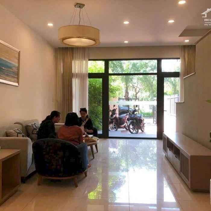 Hình ảnh Chính chủ Bán căn liền kề 3,5 tầng Lotus Resident Ven Biển trung tâm Hùng Thắng, Bãi Cháy, Hạ Long. 1