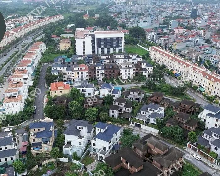 Hình ảnh Bán nhà vườn dãy TT29 KĐT Nam An Khánh, An Khánh, Hoài Đức view vườn hoa * Diện tích: 242m2 * Mặt tiền 7.5m 1