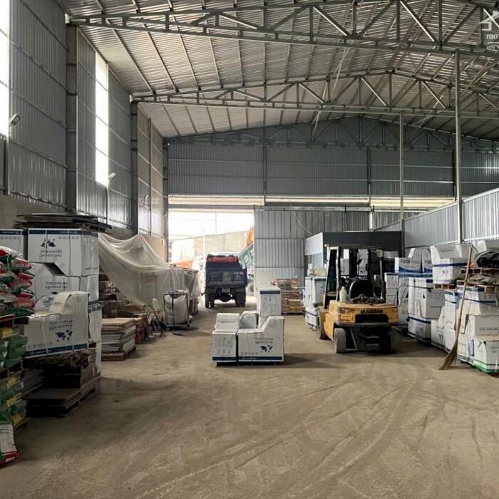 Hình ảnh Cho thuê kho xưởng 830m² trong cụm kho đường Quốc Lộ 1A, P. Ba Láng, Q. Cái Răng, TP. Cần Thơ, lộ Container có bến thuỷ lên xuống hàng hoá, sàn chịu tải 4 tấn/ m² (có thể thuê 1 nữa kho ngang 11,5m) 3