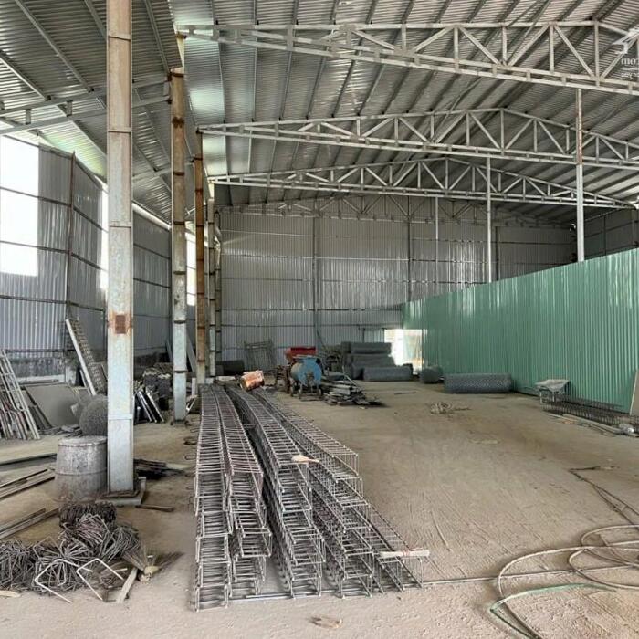 Hình ảnh Cho thuê kho xưởng 830m² trong cụm kho đường Quốc Lộ 1A, P. Ba Láng, Q. Cái Răng, TP. Cần Thơ, lộ Container có bến thuỷ lên xuống hàng hoá, sàn chịu tải 4 tấn/ m² (có thể thuê 1 nữa kho ngang 11,5m) 5