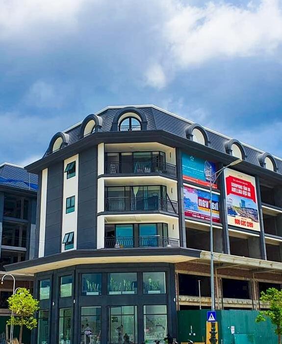 Hình ảnh Shophouse 5 tầng - đối diện Aeon Mall - Trục đường Võ Nguyên Giáp 100m 1